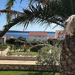 Luxury White Violeta Appartement