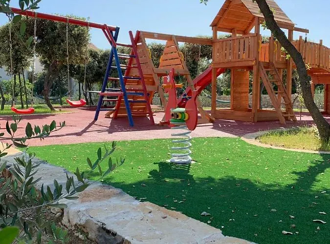 Luxury White Violeta *