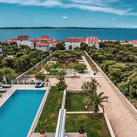 Apartment Luxury White Violeta *