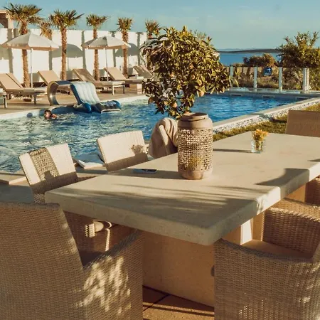 شقة Luxury White Violeta ماندري