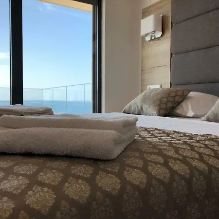 Luxury White Violeta *