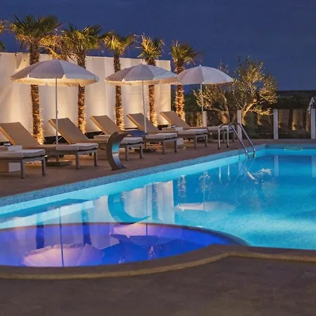 Apartament Luxury White Violeta Mandre